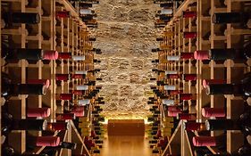10GR Boutique Hotel&Wine Bar
